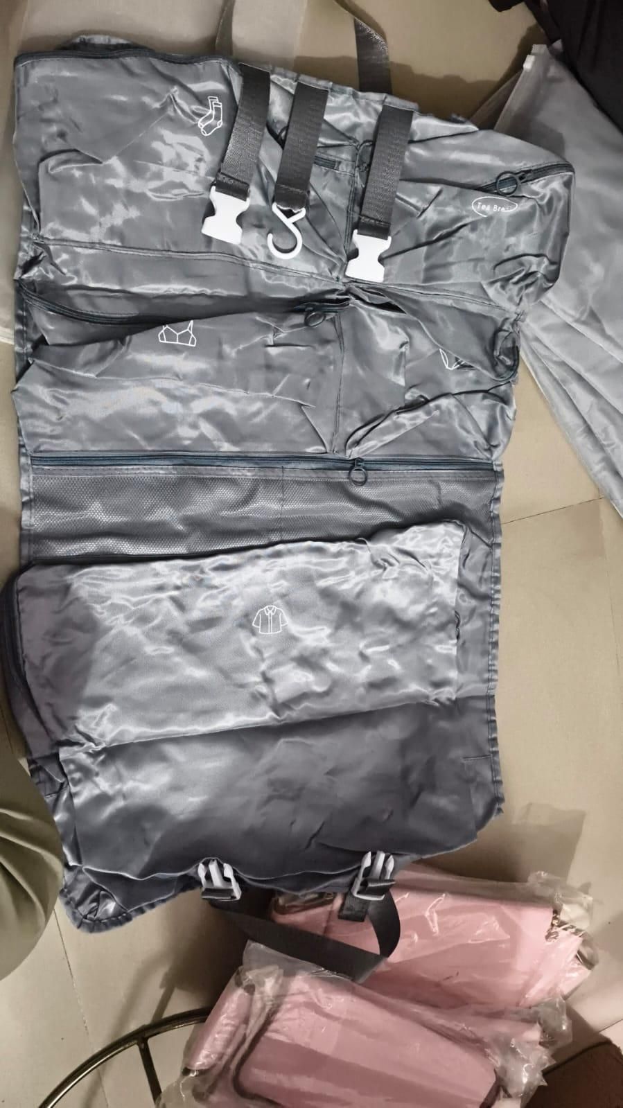 Foldable Hanging Bag